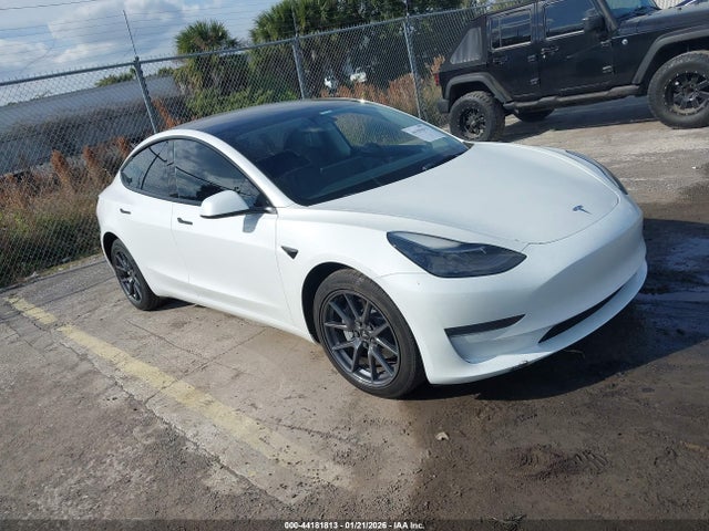 Salvage Tesla Model 3 Image