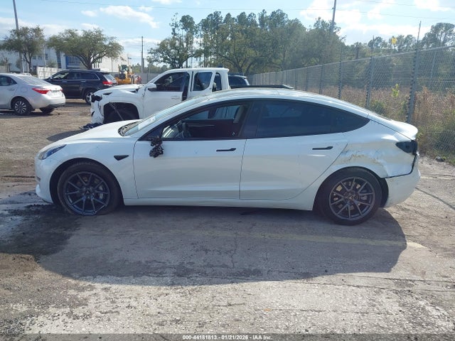 Tesla Model 3 Rear-wheel Drive