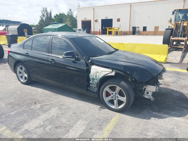 Salvage BMW 3 Series Image