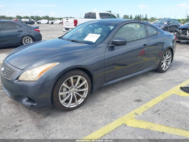 INFINITI G37 Sport
