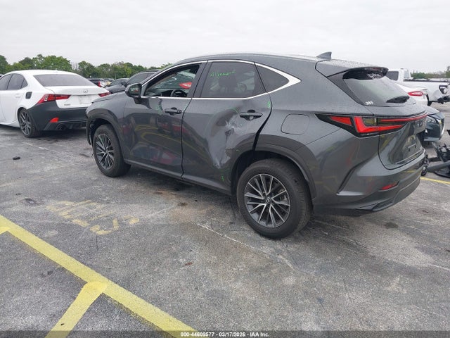Lexus NX Premium