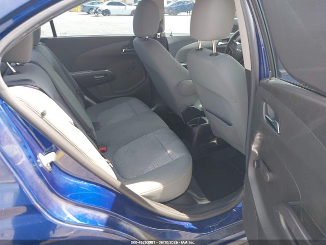 Chevrolet Sonic Ls Auto