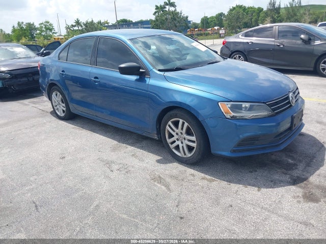 Salvage Volkswagen Jetta Image