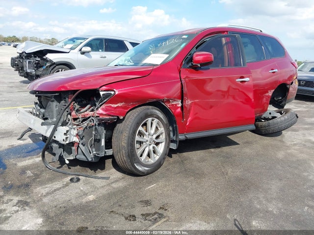 Nissan Pathfinder Sv