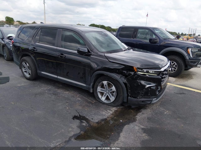 Salvage Honda Pilot Image