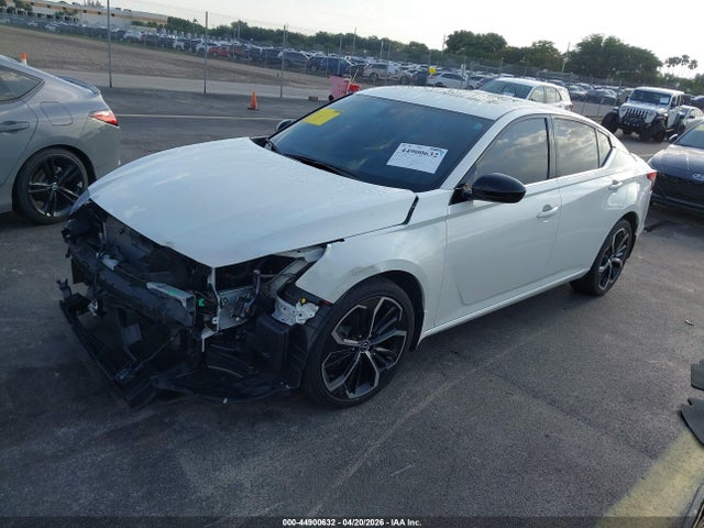 Nissan Altima Sr Intelligent Awd