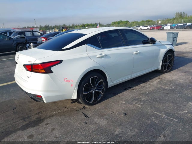 Nissan Altima Sr Intelligent Awd
