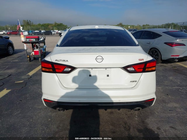 Nissan Altima Sr Intelligent Awd