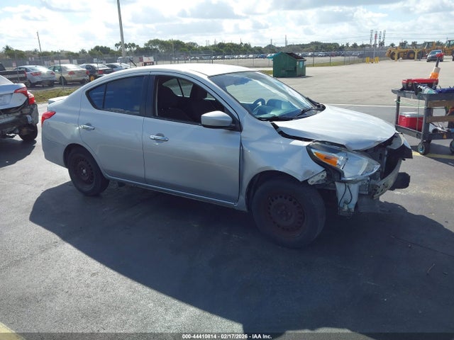 Salvage Nissan Versa Image