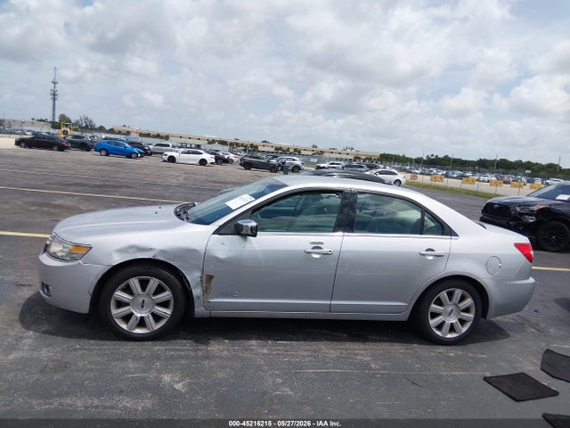 Lincoln MKZ