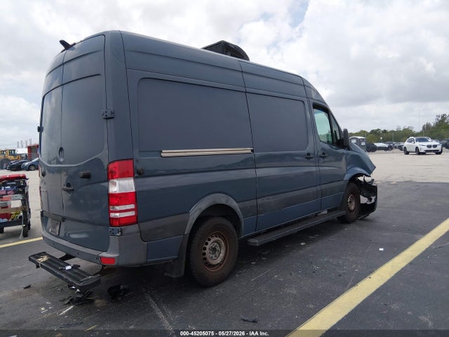 Mercedes-Benz Sprinter 2500 Standard Roof V6