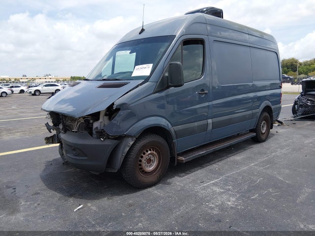 Mercedes-Benz Sprinter 2500 Standard Roof V6