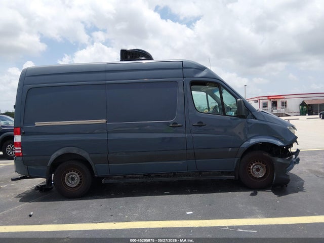 Mercedes-Benz Sprinter 2500 Standard Roof V6