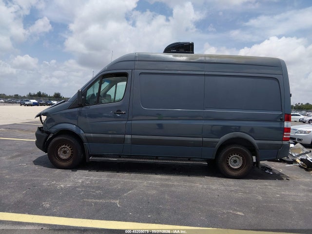 Mercedes-Benz Sprinter 2500 Standard Roof V6