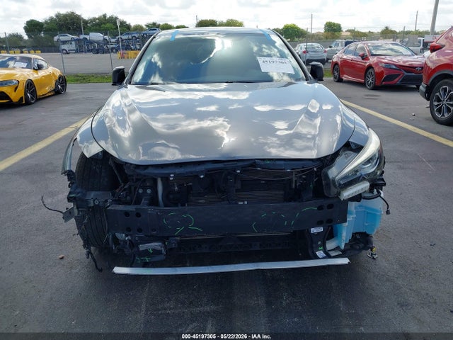 INFINITI Q50 3.0t Luxe