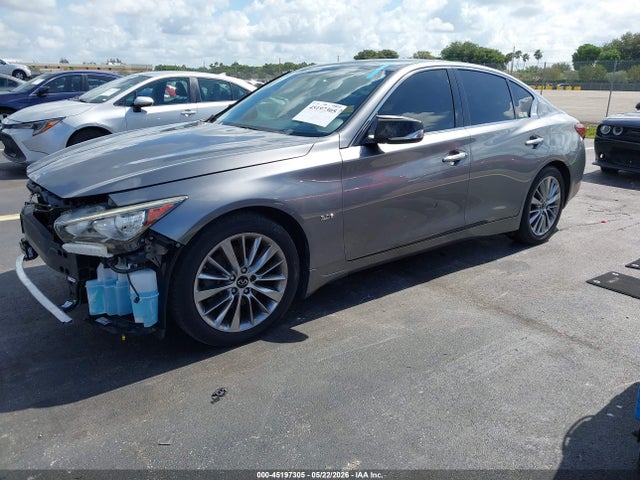 INFINITI Q50 3.0t Luxe