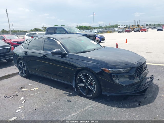 Salvage Honda Accord Image