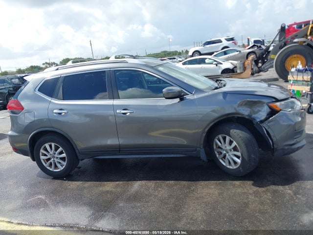 Nissan Rogue Sv