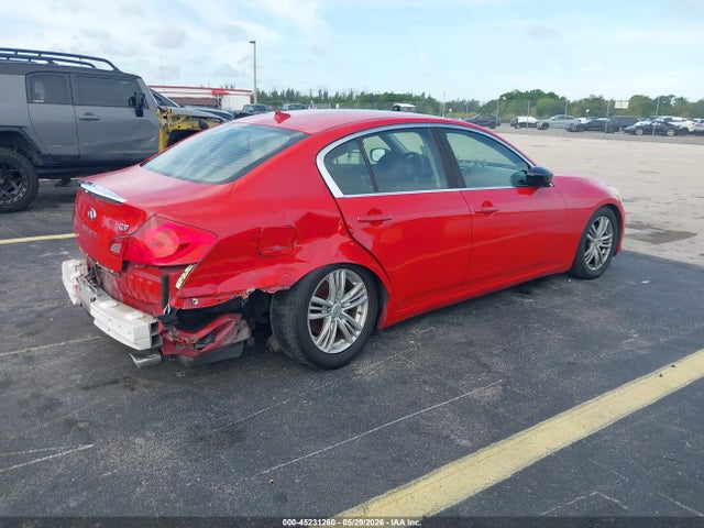 INFINITI G37 Journey
