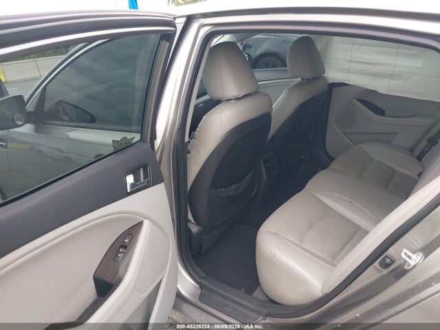 Kia Optima Ex