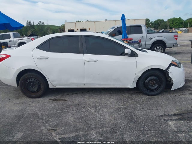 Toyota Corolla Le