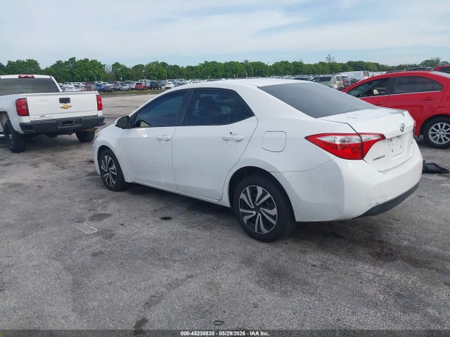 Toyota Corolla Le