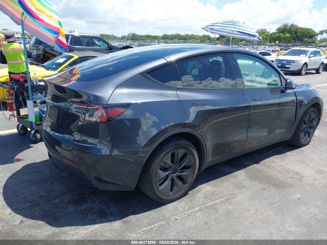 Tesla Model Y Long Range Dual Motor Rear-wheel Drive