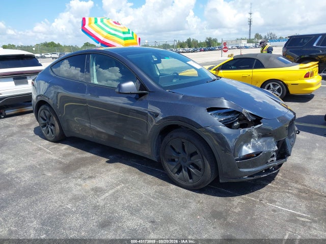 Salvage Tesla Model Y Image