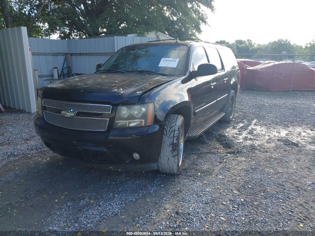 Chevrolet Suburban 1500 Lt