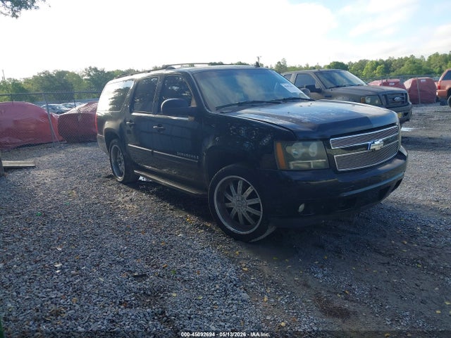 Salvage Chevrolet Suburban 1500 Image