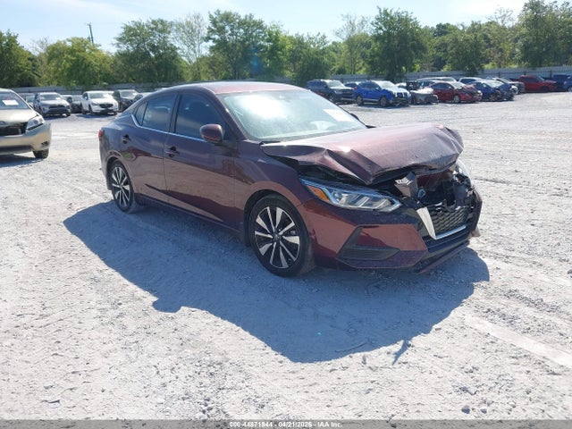 Salvage Nissan Sentra Image