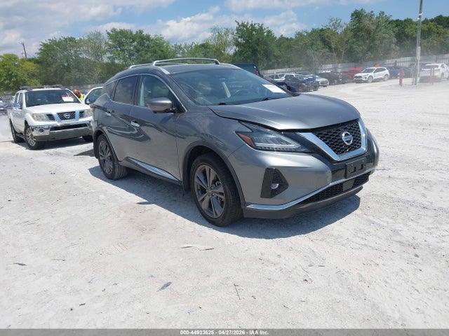 Salvage Nissan Murano Image
