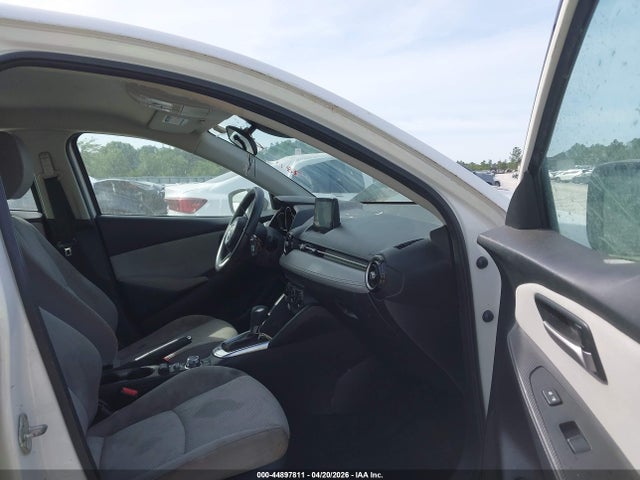 Toyota Yaris Le