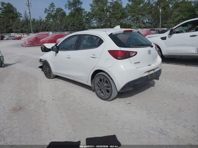 Toyota Yaris Le