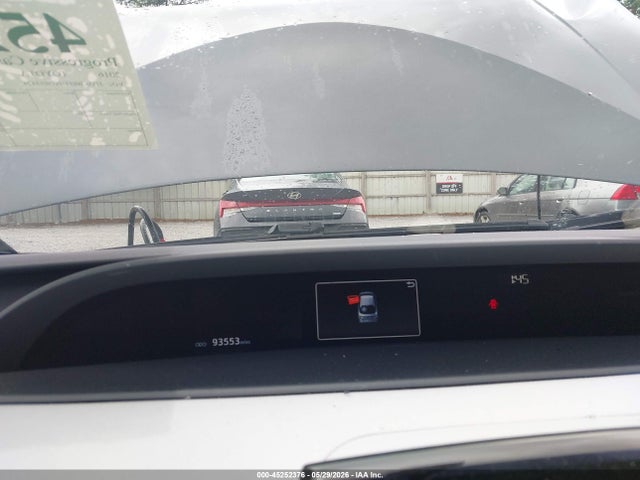 Toyota Prius Two