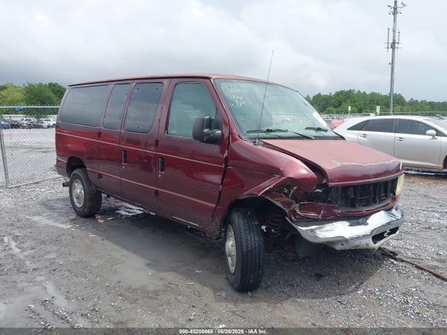 Salvage Ford E-350 Image