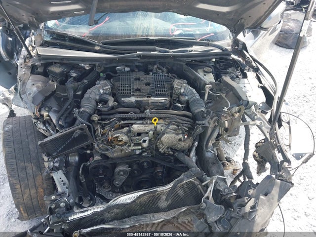 INFINITI Q50 Premium