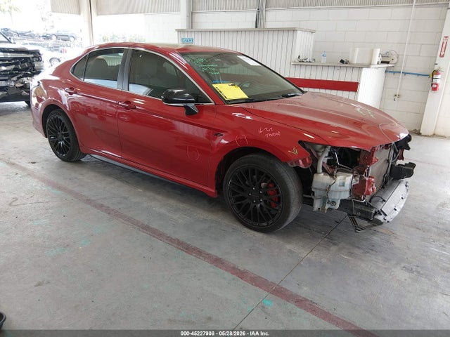 Salvage Toyota Camry Image