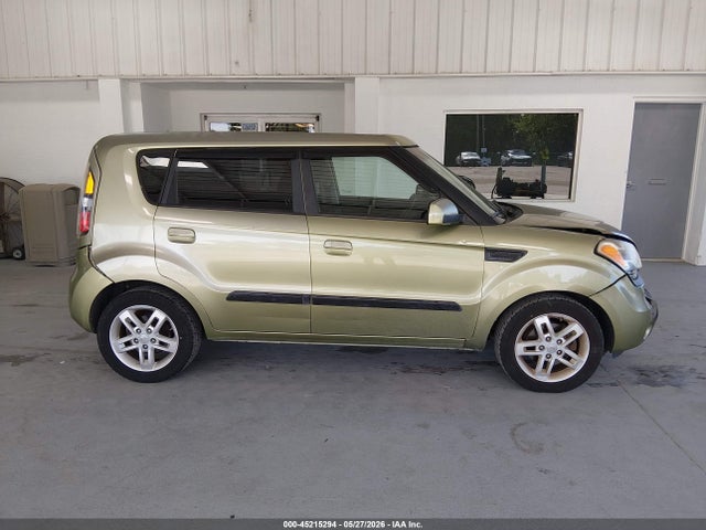 Kia Soul +