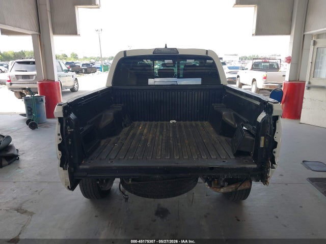 Toyota Tacoma Sr5 V6