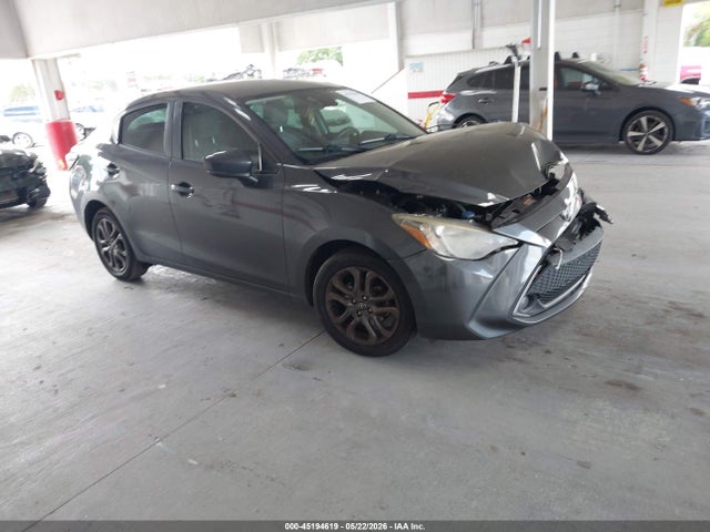 Salvage Toyota Yaris Image