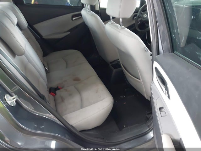 Toyota Yaris Le
