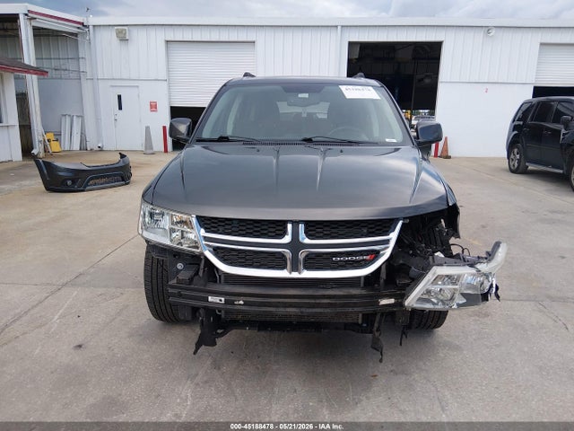 Dodge Journey Sxt