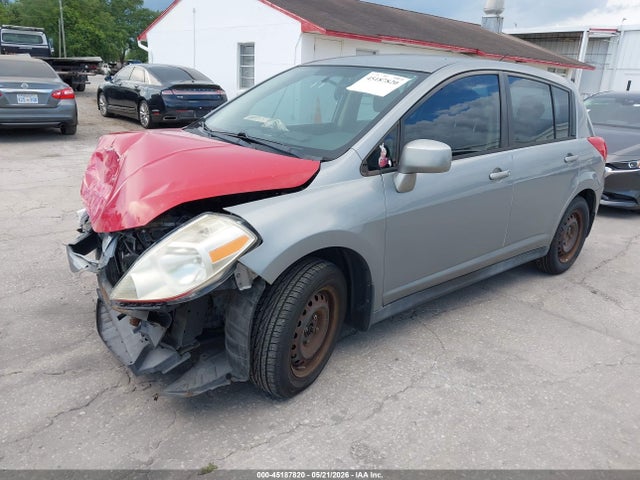 Nissan Versa 1.8s