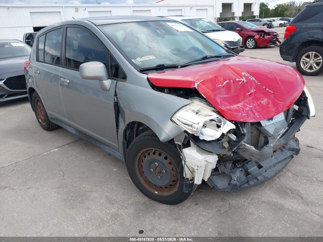 Salvage Nissan Versa Image
