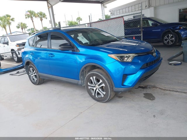 Salvage Toyota RAV4 Image