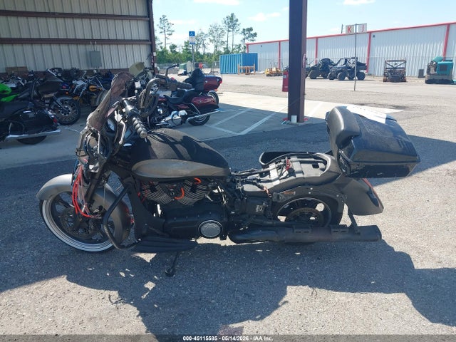 Victory Motorcycles Cross Country