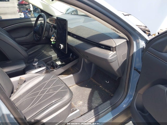 Ford Mustang Select