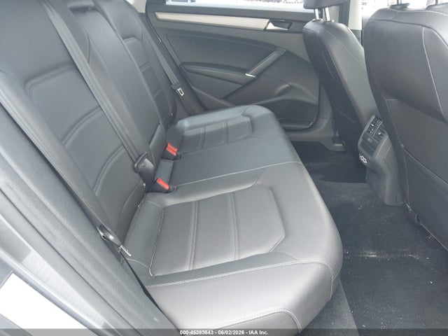 Volkswagen Passat 2.0t Se