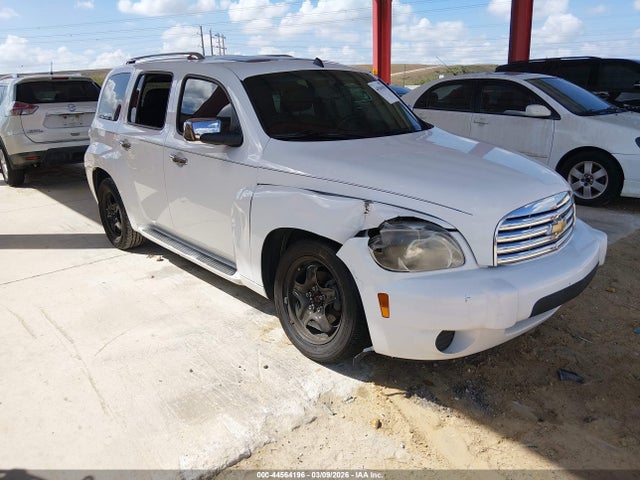 Salvage Chevrolet HHR Image